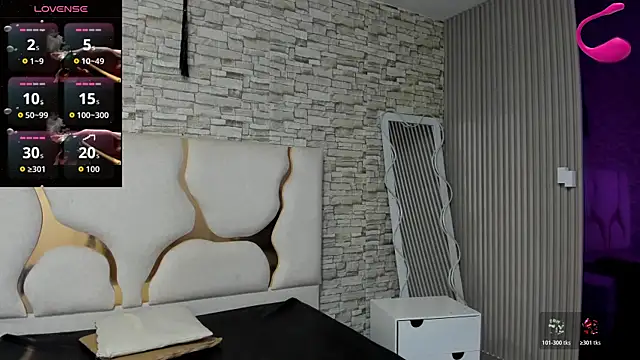 Snapshot of Laulin_tay chatting on 07-12-26, 03:29 Laulin tay online show from 07-12-26, 03:29