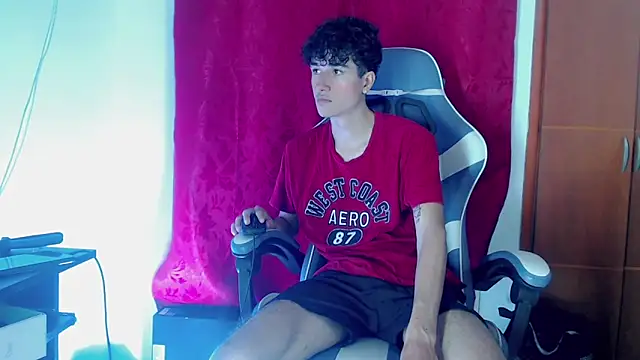 Johnny cagee  online show from 02-12-26, 12:21