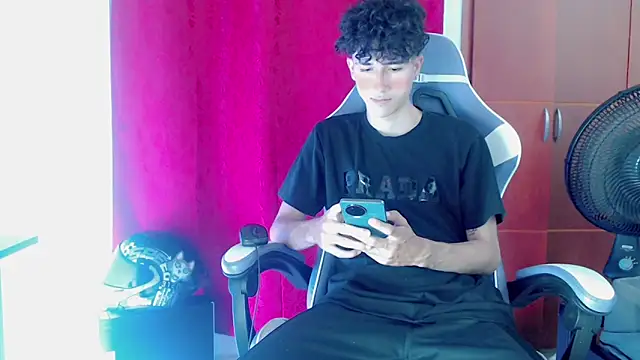 Johnny cagee  online show from 02-24-26, 12:44