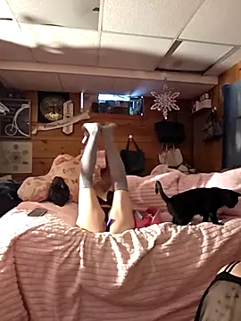 Snapshot of BeautifulFire23 chatting on 02-02-26, 06:07 BeautifulFire23 online show from 02-02-26, 06:07