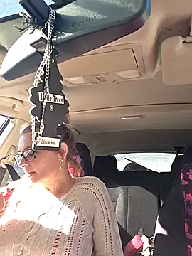 Snapshot of BeautifulFire23 chatting on 02-10-26, 05:34 BeautifulFire23 online show from 02-10-26, 05:34