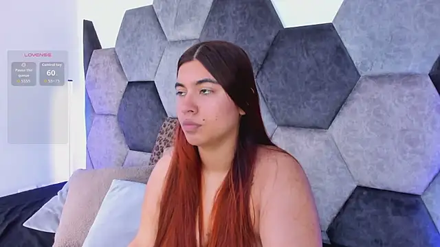 Snapshot of DulceJones chatting on 02-05-26, 08:37 DulceJones online show from 02-05-26, 08:37