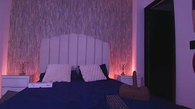 Snapshot of isa_anderson chatting on 02-28-26, 11:54 isa anderson online show from 02-28-26, 11:54