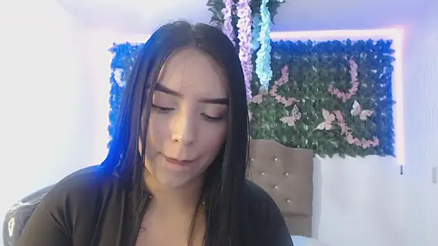 Snapshot of adara_cute_69 chatting on 02-10-26, 07:02 adara cute 69 online show from 02-10-26, 07:02