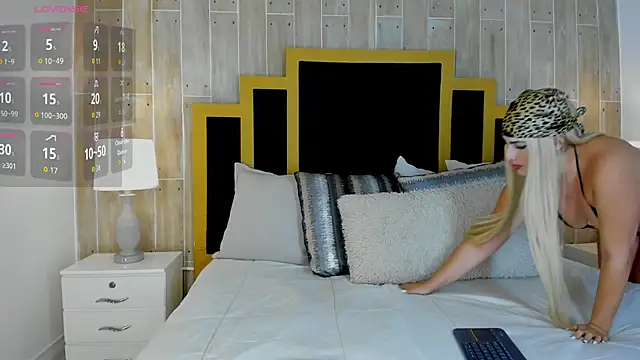 WenFox online show from 02-10-26, 12:04