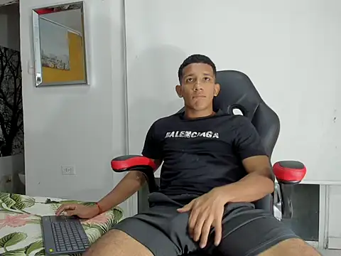 ricky spensar23cm  online show from 02-27-26, 02:01