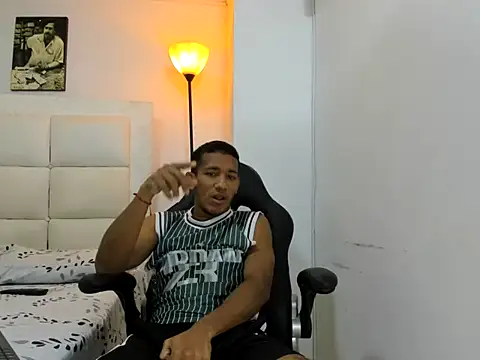 ricky spensar23cm  online show from 02-14-26, 02:12