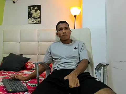 ricky spensar23cm  online show from 02-03-26, 02:00