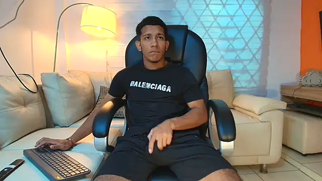 ricky spensar23cm  online show from 03-31-26, 01:29