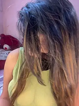 Samaira Juicy143 online show from 05-06-26, 06:56