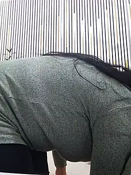 VickyVice online show from 02-04-26, 05:41