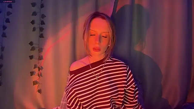 DellaCampbell online show from 04-03-26, 03:40