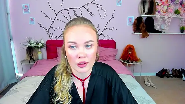 Snapshot of AnnaWillowX chatting on 02-01-26, 01:20 AnnaWillowX online show from 02-01-26, 01:20