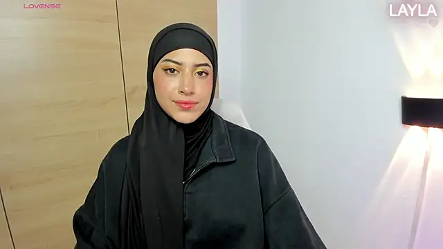 Snapshot of LAY_LA_ chatting on 02-16-26, 09:56 LAY LA online show from 02-16-26, 09:56