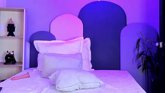 Snapshot of Piinksoul149 chatting on 02-20-26, 06:26 Piinksoul149 online show from 02-20-26, 06:26