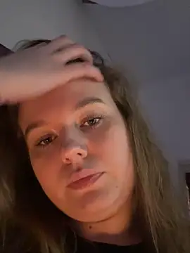 Agatha Gris online show from 03-03-26, 09:44