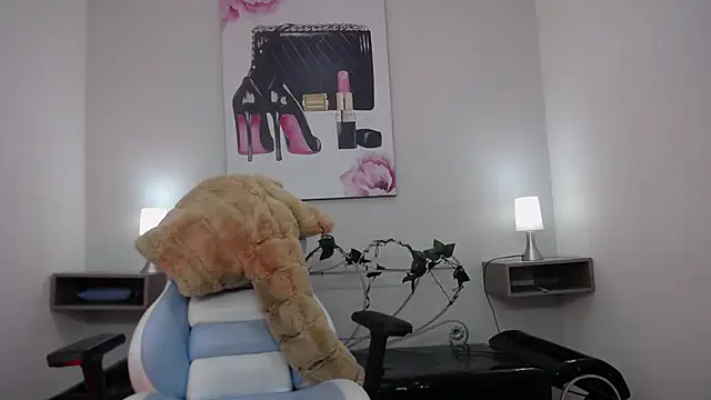 Snapshot of Dhalton_x chatting on 02-04-26, 11:22 Dhalton x online show from 02-04-26, 11:22