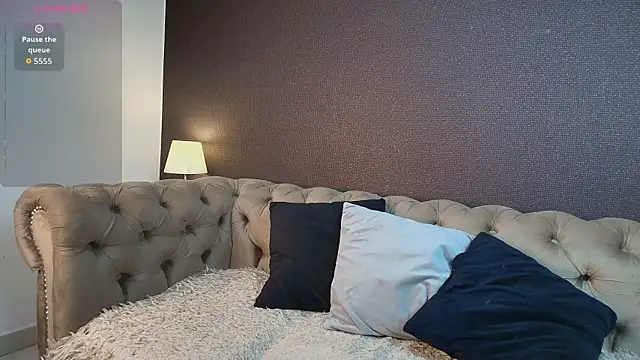 Snapshot of Megan__Honey chatting on 02-22-26, 06:53 Megan Honey online show from 02-22-26, 06:53