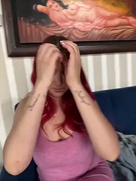 Snapshot of Megan__Honey chatting on 02-26-26, 07:47 Megan Honey online show from 02-26-26, 07:47