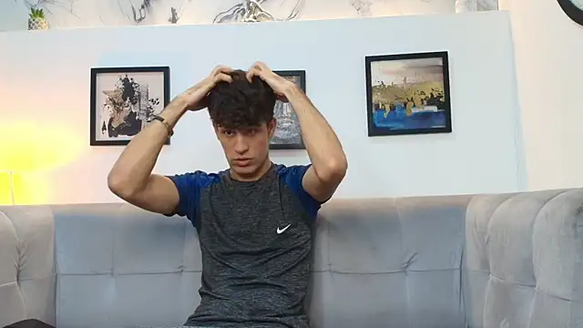 Snapshot of PRETTY_COCK1 chatting on 02-14-26, 07:30 PRETTY COCK1 online show from 02-14-26, 07:30