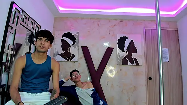 Snapshot of PRETTY_COCK1 chatting on 02-11-26, 07:19 PRETTY COCK1 online show from 02-11-26, 07:19