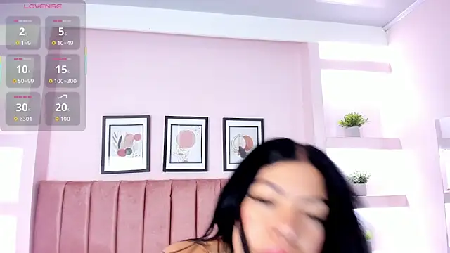 Sophia Salem online show from 02-14-26, 12:05