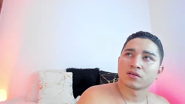 Snapshot of Axel_nova chatting on 02-06-26, 07:32 Axel nova online show from 02-06-26, 07:32