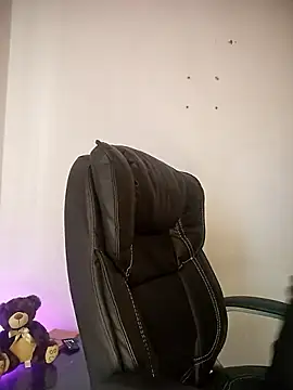  aish a online show from 02-12-26, 10:20