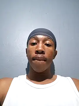 Snapshot of Peterveero12 chatting on 05-26-26, 04:16 Peterveero12 online show from 05-26-26, 04:16