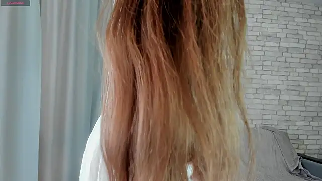 Snapshot of calystria chatting on 03-15-26, 07:59 calystria online show from 03-15-26, 07:59