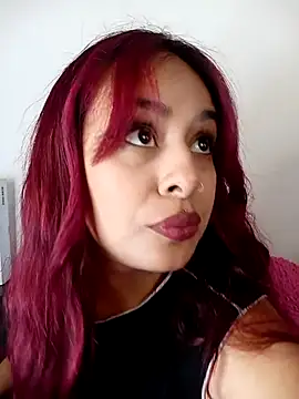 Snapshot of EmiilyFoxx09 chatting on 03-02-26, 02:24 EmiilyFoxx09 online show from 03-02-26, 02:24