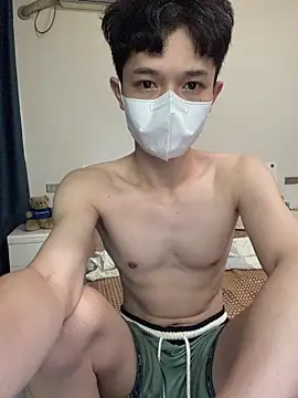 llkiki online show from 06-17-26, 04:23