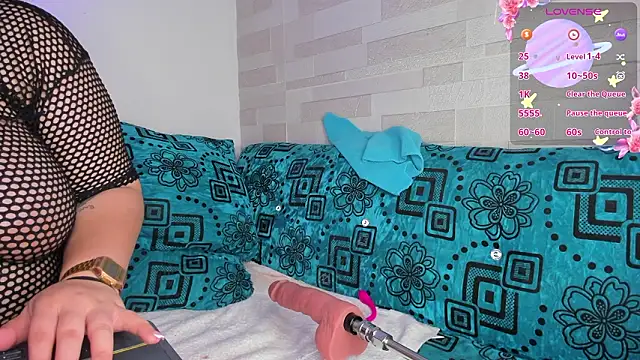 Snapshot of Julieta_jane_ss chatting on 02-19-26, 12:07 Julieta jane ss online show from 02-19-26, 12:07