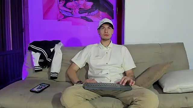 Snapshot of Vlad__night chatting on 02-09-26, 12:03 Vlad night online show from 02-09-26, 12:03