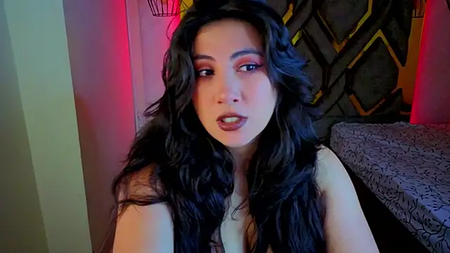 Luvienne online show from 03-03-26, 07:43