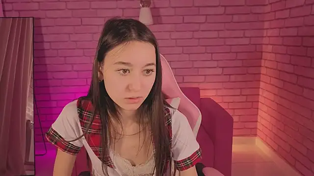 Nicole Brownie online show from 02-13-26, 08:25