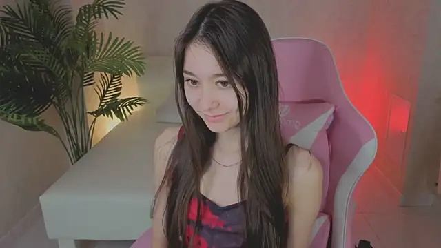 Nicole Brownie online show from 06-01-26, 12:44