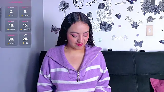 Snapshot of emiily_curly chatting on 02-09-26, 12:03 emiily curly online show from 02-09-26, 12:03