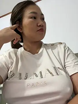 Snapshot of Puka2001 chatting on 02-11-26, 04:34 Puka2001 online show from 02-11-26, 04:34