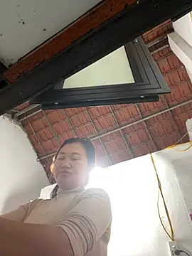 Snapshot of Puka2001 chatting on 02-05-26, 05:53 Puka2001 online show from 02-05-26, 05:53