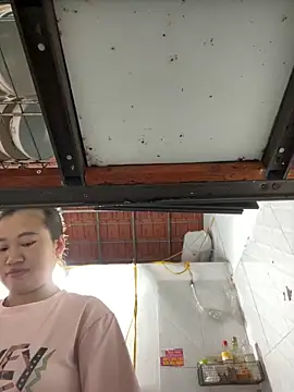 Puka2001 online show from 03-18-26, 02:48