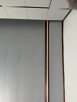 Snapshot of Puka2001 chatting on 02-25-26, 05:24 Puka2001 online show from 02-25-26, 05:24