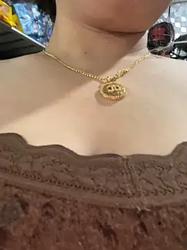 Snapshot of Puka2001 chatting on 02-17-26, 12:35 Puka2001 online show from 02-17-26, 12:35