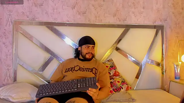 Benny and Mark online show from 02-06-26, 03:57