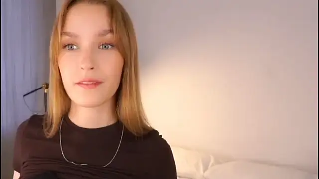 Snapshot of HellenSpelly chatting on 03-01-26, 10:10 HellenSpelly online show from 03-01-26, 10:10