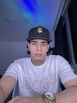 Maximuz1920 online show from 07-09-26, 04:57
