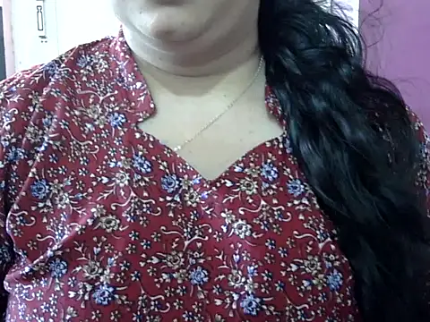 Cute Aliyaa online show from 03-31-26, 09:55