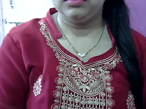 Cute Aliyaa online show from 05-17-26, 10:37
