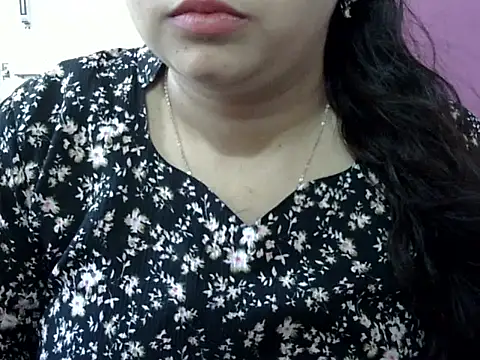 Cute Aliyaa online show from 05-05-26, 12:08