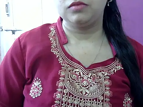 Cute Aliyaa online show from 05-03-26, 10:20